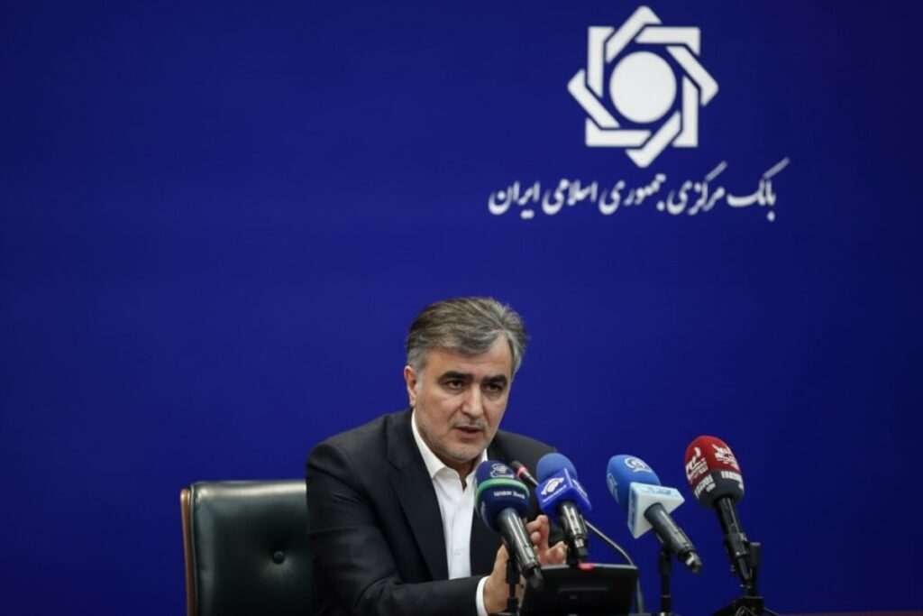 پایان خرید حضوری ارز خدماتی؛ همه معاملات از سامانه مرکزی