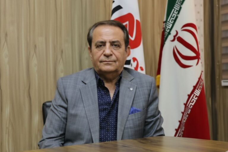 محمد کشتی آرای: واردات مصنوعات طلا به کشور ممنوع است!