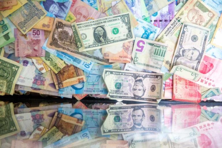 تحلیل فرصت‌های معاملاتی امروز: طلا، EUR/USD و GBP/USD در مسیر صعودی قرار دارند!