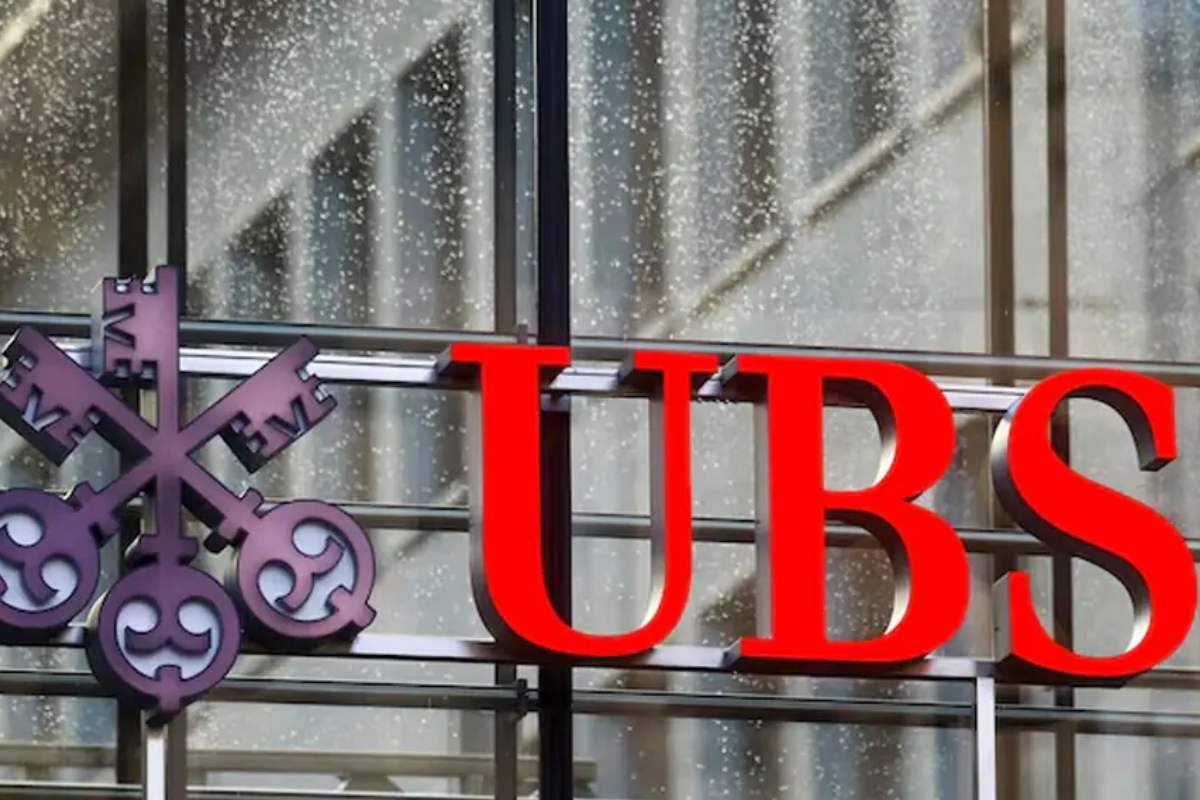 بانک UBS و برنامه کاهش نیروی کار تا ۲۰۲۷